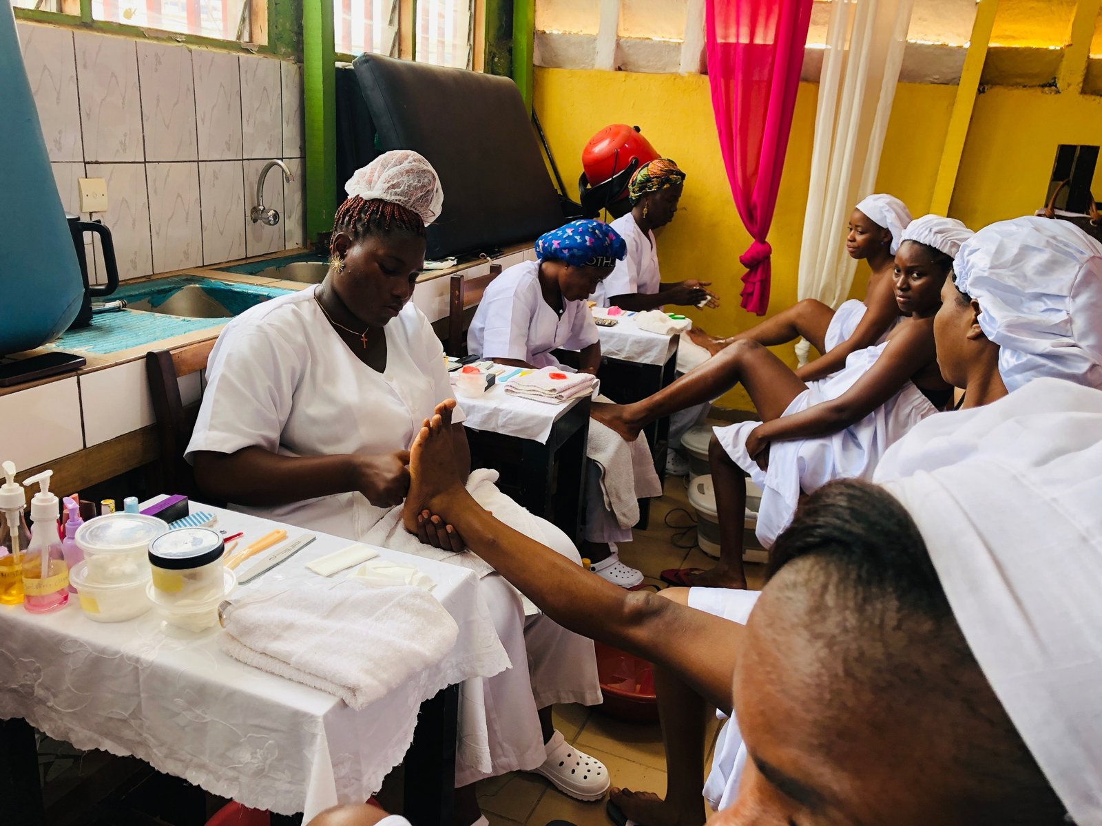 Esthétique Cosmétique et  Coiffure Professionnelle (femme)